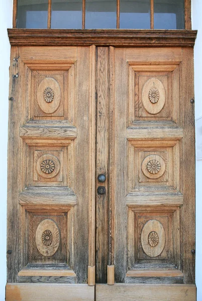 Old Wooden Closed Door — Stock Photo, Image