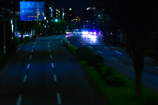 Tokyo Şehir Merkezindeki Caddede Gece Minyatür Bir Trafik Sıkışıklığı Yüksek — Stok fotoğraf