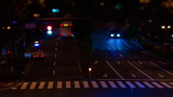 Sebuah Malam Tilapse Kemacetan Lalu Lintas Miniatur Persimpangan Kota Tokyo — Stok Video