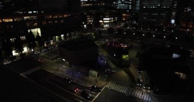 Marunouchi Tokyo 'da bir gece manzarası. Yüksek kalite 4K görüntü. Chiyoda bölgesi Marunouchi Tokyo 09.13.2022 Tokyo 'nun merkezidir.. 