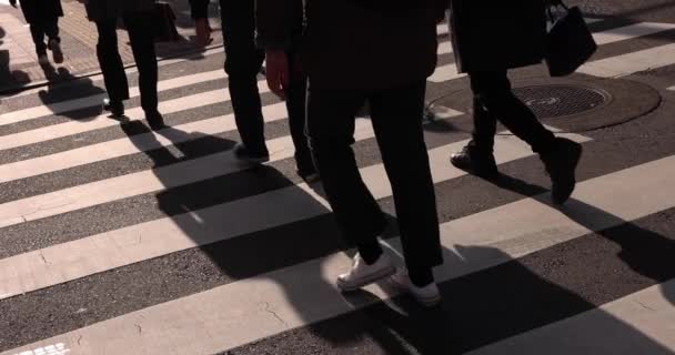 Замедленное Движение Ходячих Людей Улицам Города Высококачественные Кадры Район Чуо — стоковое видео