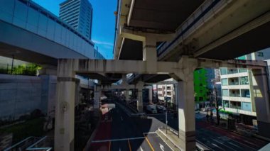 Tokyo 'daki şehir caddesinde trafik sıkışıklığı zamanı. Yüksek kalite 4K görüntü. Meguro bölgesi Tokyo 03.16.2023 Tokyo 'nun merkezidir.. 