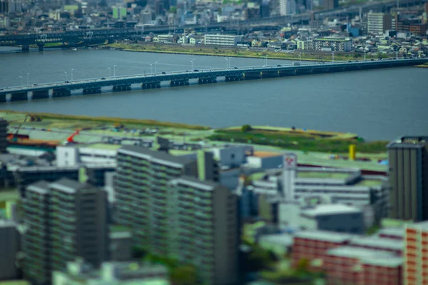 Uma Paisagem Urbana Miniatura Perto Rio Yodo Osaka Foto Alta — Fotografia de Stock