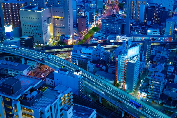 Uma Paisagem Urbana Panorâmica Entardecer Perto Ferrovia Osaka Tiro Telefoto — Fotografia de Stock