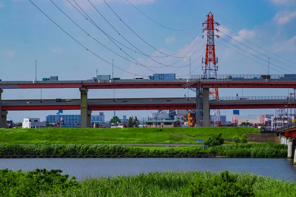 市中心街道和高速公路上的交通堵塞被枪杀了 高质量的照片 日本东京高句区八八区06 2023这里靠近东京的阿拉川河 — 图库照片