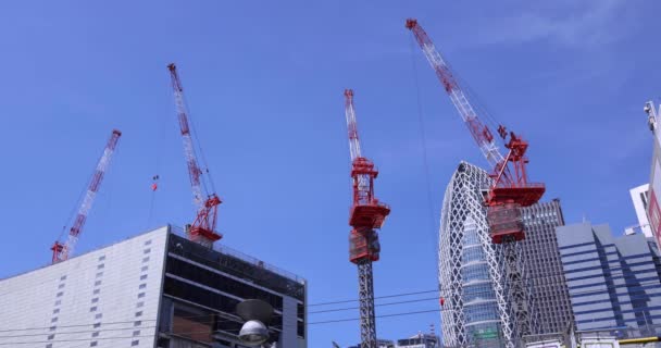 Flytta Kranar Högst Upp Byggnaden Affärsstaden Tokyo Bred Skott Högkvalitativ — Stockvideo