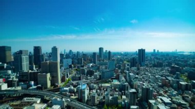 Osaka 'da demiryolu yakınlarındaki panorama şehir manzarasının zaman çizelgesi. Yüksek kalite 4K görüntü. Asahi Bölgesi Osaka Japonya 04.10.2023 Burası Osaka 'daki Takarazuka Demiryolu yakınında.. 