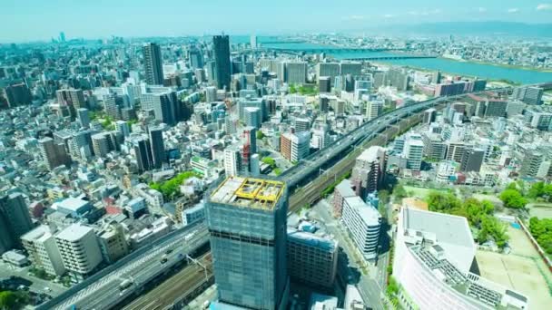 Timelapse Grúa Parte Superior Del Edificio Cerca Autopista Ciudad Osaka — Vídeos de Stock