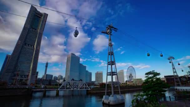 横贯横滨的一个滚动的摩天轮 高质量的4K镜头 横滨地区Naka Kanagawa日本 2023年12月11日 — 图库视频影像