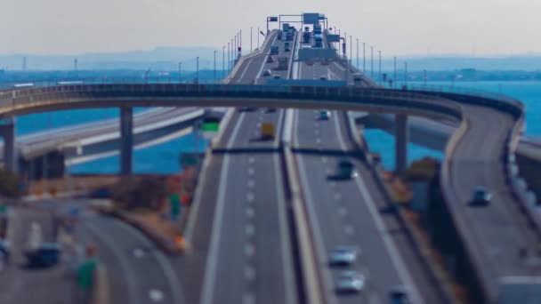 千葉県梅本丸駐車場の高速道路の交通渋滞のタイムラプス 高品質の4K映像を公開しました 千葉県千葉県は千葉県のUmihotaru Paと呼ばれるハイウェイパーキングです — ストック動画