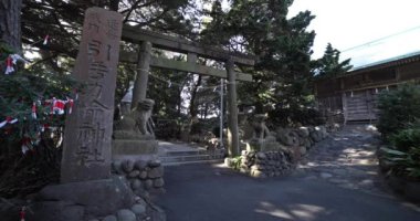 Numazu Shizuoka 'daki Ose tapınağı. Yüksek kalite 4K görüntü. Numazu bölgesi Osezaki Shizuoka Japonya 01.26.2023