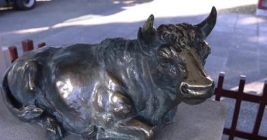 Tokyo 'daki Kameido Tenjin türbesi. Yüksek kalite 4K görüntü. Kouto Bölgesi Kameido Tokyo Japonya 01.12.2023 Tokyo 'da geleneksel bir bölgedir..