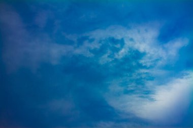 Hava bulutlu, gündüz vakti. Tokyo Japonya - 07.18.2019 kamera Canon EOS 5D mark 4