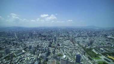 Tayvan 'daki Taipei101 gökdeleni etrafındaki panoramik yüksek açı görüntüsü. Yüksek kalite 4K görüntü. Taipei Tayvan 'ın Taipei ilçesi. 04.11.2025 Taipei' nin merkezidir.. 