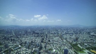 Tayvan 'daki Taipei101 gökdeleni etrafındaki panoramik yüksek açı görüntüsü. Yüksek kalite 4K görüntü. Taipei Tayvan 'ın Taipei ilçesi. 04.11.2025 Taipei' nin merkezidir.. 