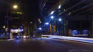 Taipei Tayvan 'daki Taipei Köprüsü yakınlarında trafik sıkışıklığı. Yüksek kalite 4K görüntü. Datong bölgesi Taipei Taiwan 04.13.2025 Burası Tayvan 'daki Taipei köprüsü..