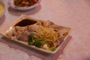 Yemekte baharatlı yiyecekler. Yüksek kalite fotoğraf. 04.13.2025