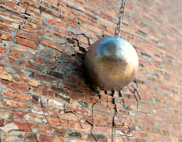Bir Zincire Bağlı Sıradan Bir Metal Yıkım Topu Düz Tuğla — Stok fotoğraf