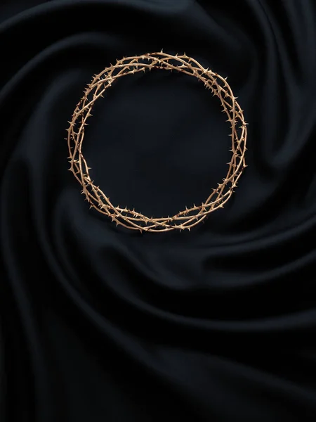 刺状物 刺状物一种缠绕在金黄色的刺状物上的带褶皱的织物 由荆棘的枝条编织在刺的十字架顶部 三维渲染 — 图库照片