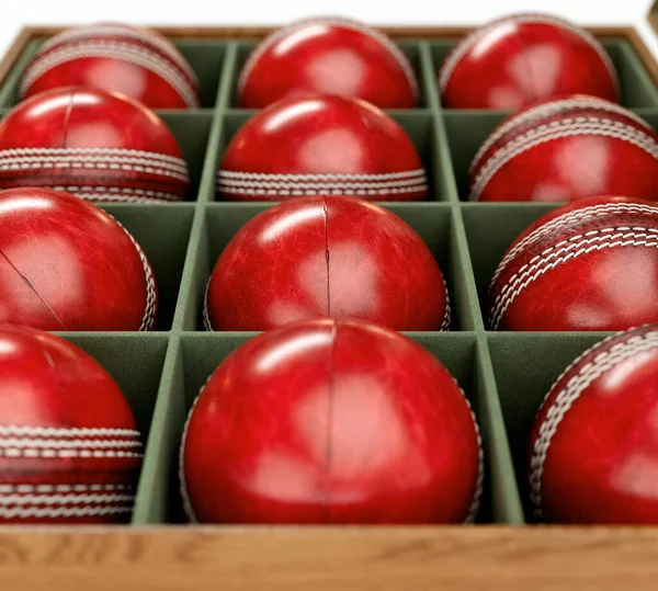 十二个通用的红色板球球 在一个木制的展示盒中 在一个孤立的白色背景上有毛毡 3D渲染 — 图库照片
