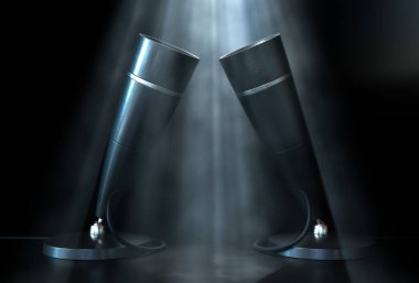 Karanlık bir arka planda, sisli bir spot ışığı altında iki adet eski masa mikrofonunun üç boyutlu canlandırması, podcast markalaşma, yayın ve retro ses pazarlama projeleri için mükemmel..