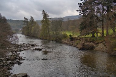 River Dee, Aberdeenshire, İskoçya 'da nehir