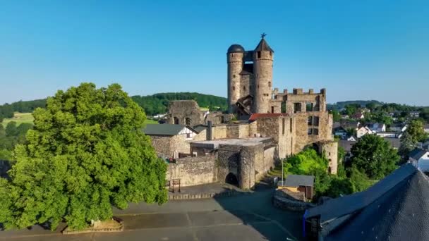 Historic Greifenstein Castle Hesse Germany Ruin Partly Renovated Aerial Revealing — Stock Video