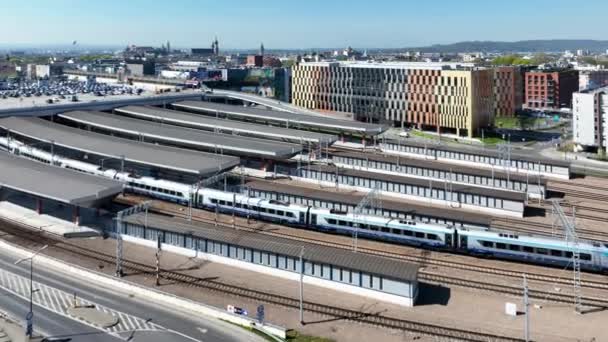 Pendolino Tren Expreso Más Rápido Polonia Sale Cracovia Estación Principal — Vídeo de stock