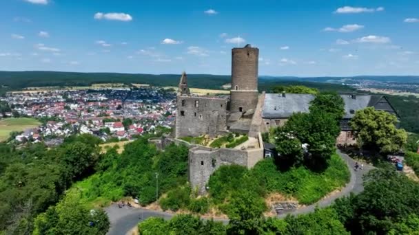 Ruines Château Médiéval Gleiberg Hesse Allemagne Situé Sommet Une Montagne — Video