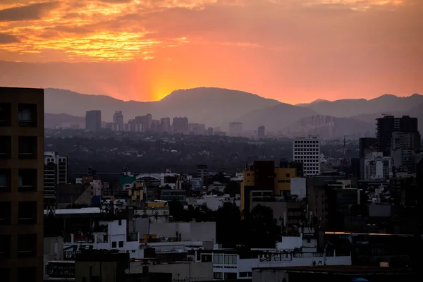シウダー メキシコ革命美術館からの日没 夕暮れ 有名な記念碑 — ストック写真