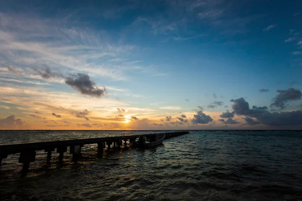 Gyönyörű Karibi Táj Fotó Készült Mahahual Strand Mexikóban Napkeltekor — Stock Fotó