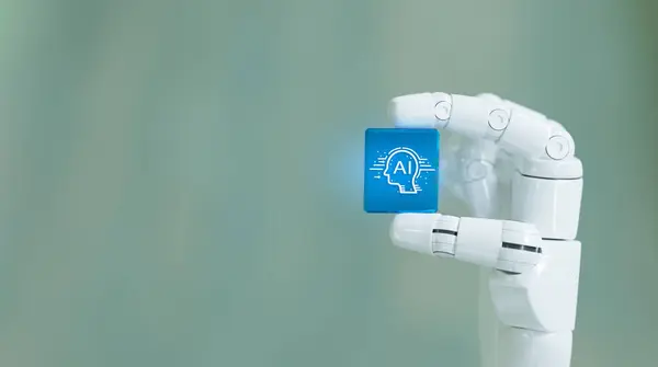 Comunicación Futurista Chats Voz Mano Robot Con Iconos Sociales Tierra —  Fotos de Stock