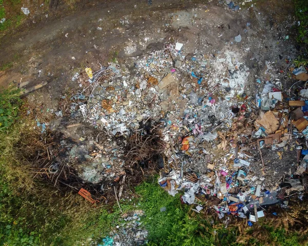 Blick Von Oben Auf Illegale Mülldeponie — Stockfoto