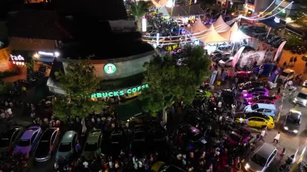 Juru Penang Malezya Ekim 2022 Geceleri Starbucks Önünde Toplanan Hava — Stok video
