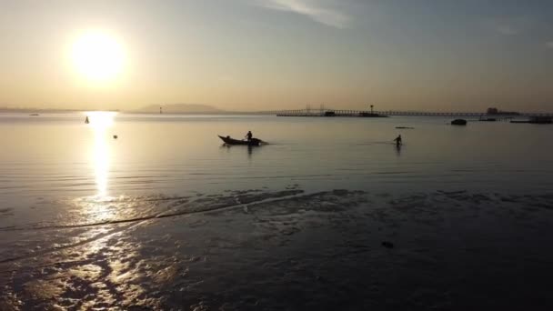 Jelutong Penang Malasia Jan 2022 Los Pescadores Usan Red Para — Vídeo de stock