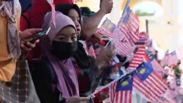 Georgetown Penang Malaysia August 2022 Malaysische Kinder Hissen Gemeinsam Die — Stockvideo