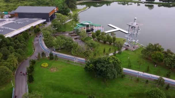 Kepong Kuala Lumpur Malasia Nov 2022 Maravilloso Lago Verde Junto — Vídeo de stock