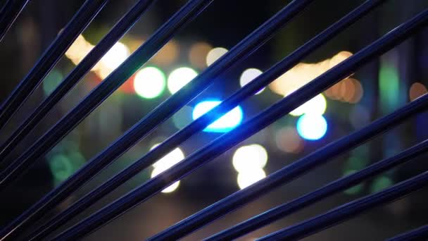 Wählen Sie Den Zaun Fokussieren Hintergrund Ist Blaulicht Der Polizei — Stockvideo