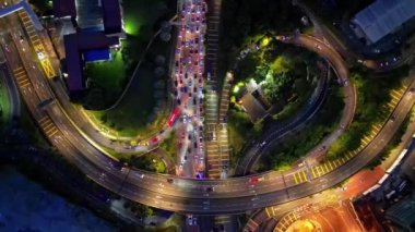 Jalan Kampung Pandan, Jalan Barat, Jalan Chnagkat Thambi Dollah 'ta hava manzaralı trafik sıkışıklığı. Kuala Lumpur şehir gece manzarası