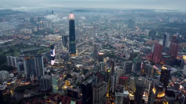マレーシア クアラルンプールのブキッ ビンタン 2022年11月12日 Trxタワーは トゥン ラザク取引所の95階建て超高層ビルです — ストック動画