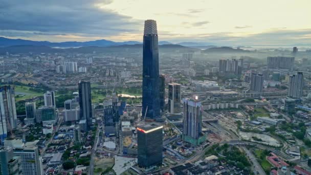 マレーシアのクアラルンプール ブキッ ビンタン 2022年12月1日 午前中の空中Trx都市 — ストック動画
