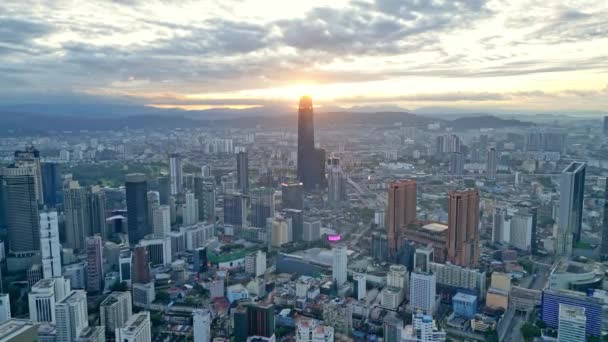 マレーシア クアラルンプールのブキッ ビンタン 2022年12月5日 Kl市からTrx 106タワーへの空中移動 — ストック動画