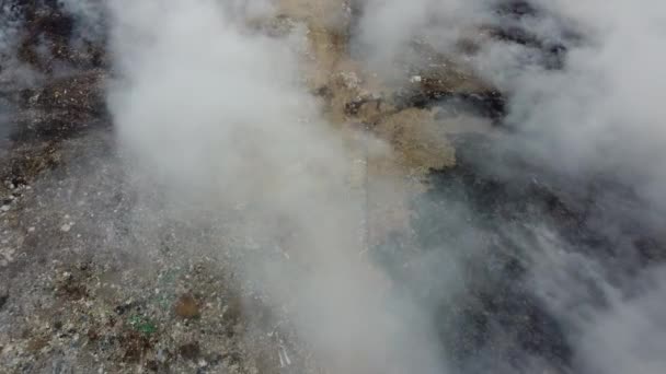 Aerial Top View Excavator Try Stop Fire Spread Landfill Dump — Vídeos de Stock