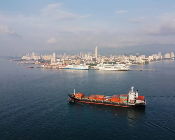 George Town Penang Malesia Aprile 2022 Nave Container Arriva Mare — Foto Stock