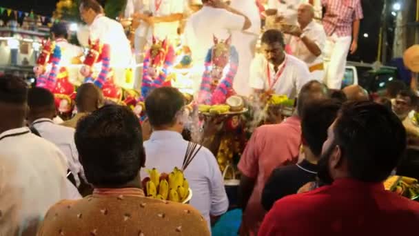 Georgetown Penang Malajzia Febr 2023 Istenségnek Felajánlott Bhakták Ezüst Szekér — Stock videók