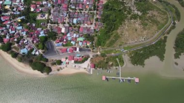 Kuala Muda iskelesine bak, Kedah.