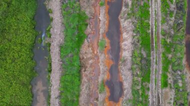 Malezya 'da kalkınma için kara temizleme sahasına hava bakımı