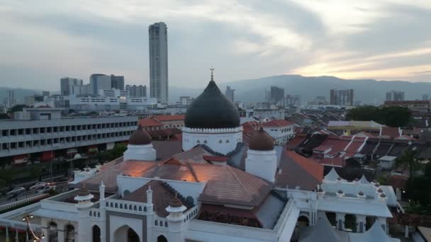 Georgetown Penang Malásia Abr 2023 Fotografia Cinematográfica Aérea Masjid Kapitan — Vídeo de Stock