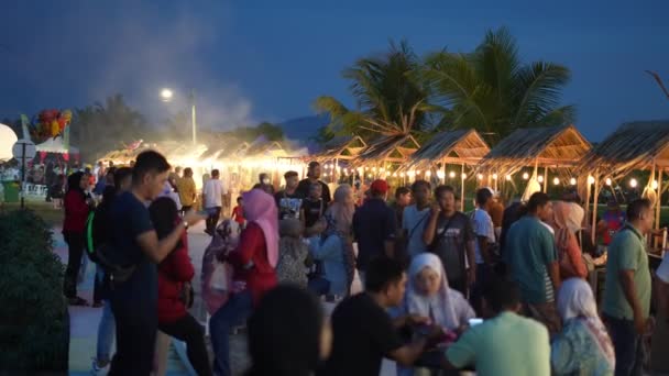 Kampung Terus Penang Malaysia Ιουν 2023 Άνθρωποι Παρακολουθούν Φεστιβάλ Τροφίμων — Αρχείο Βίντεο
