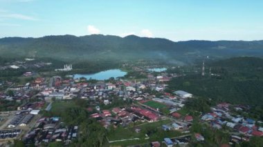 Sabahleyin Serdang kasabasının insansız hava aracı çekimi..